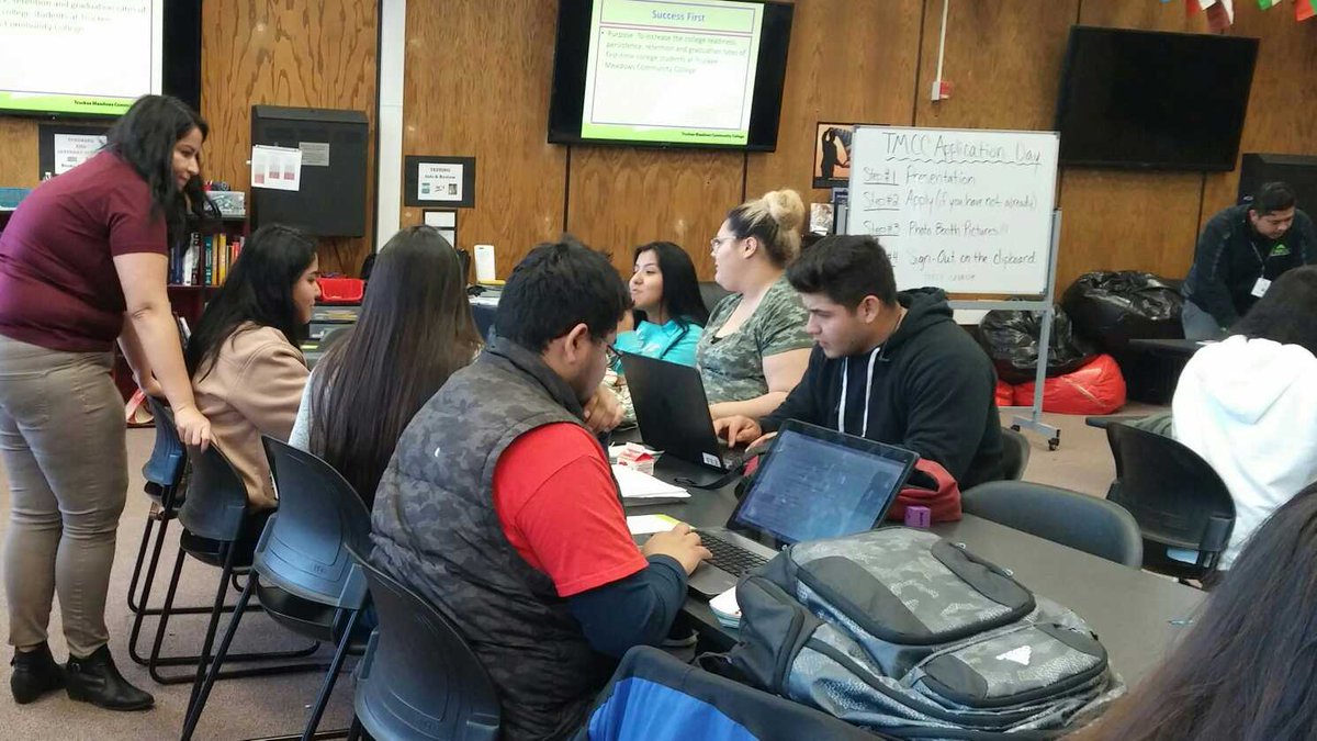 GEARUPNV's tweet photo. ICYMI: TMCC held an application session at Wooster High School on Thursday, 11/9/2017! https://t.co/1vWqtzN4tj