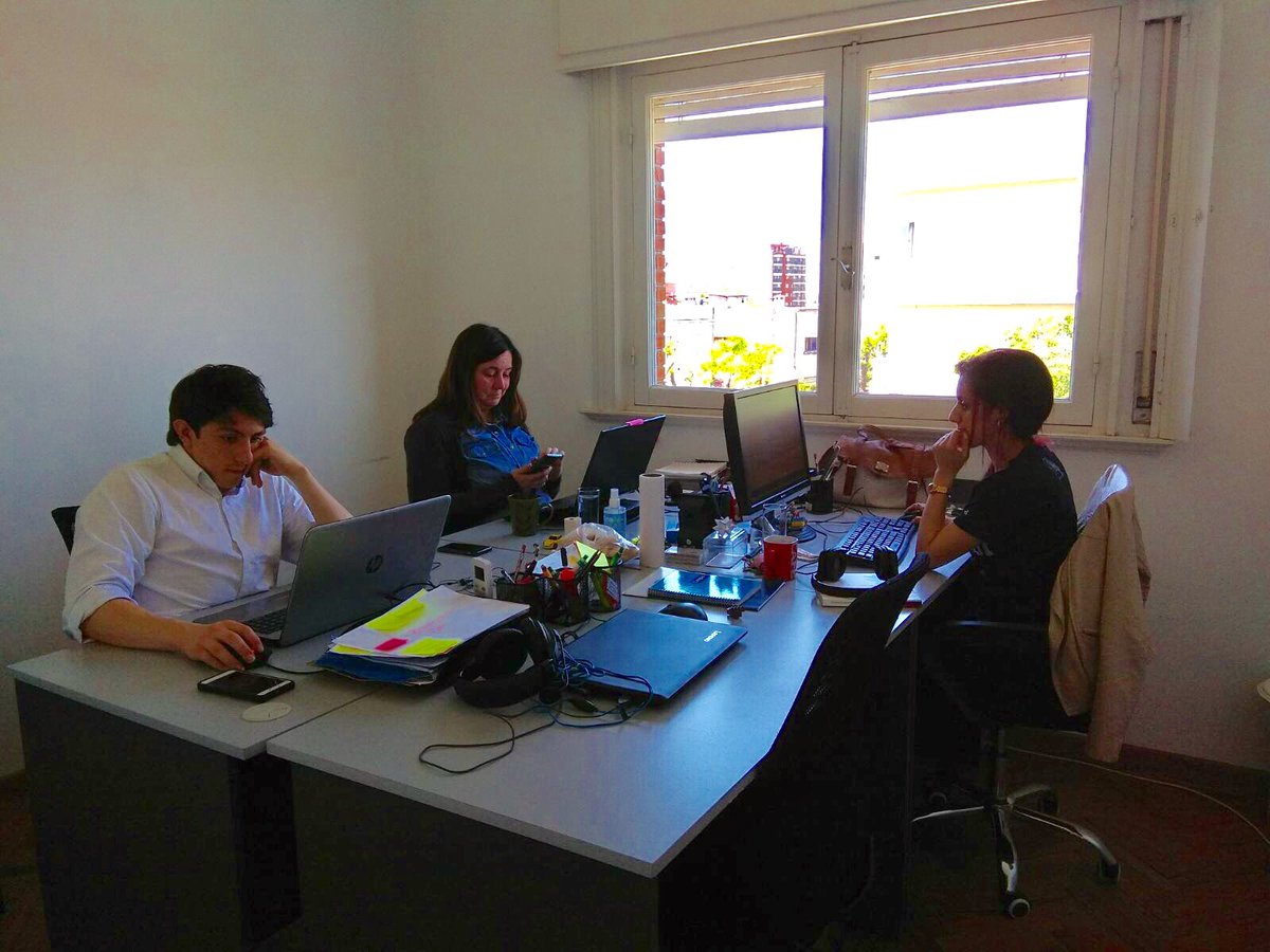 Fx2sf's tweet image. ¡Arrancando la semana trabajando para nuestros clientes! 💪🏻 #BuenLunes #SolucionesTecnológicas #VisionArtificial #OptimizacionProcesos