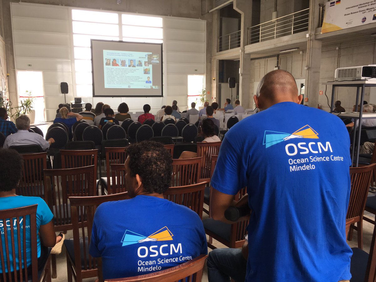 OSCM_'s tweet photo. This Morning was dedicated to #oceanobservation. Now, with a talk by Anja Engel and Christa Marandino we move on to the #atmosphere #oscm17 https://t.co/ZL6jZmsa2F