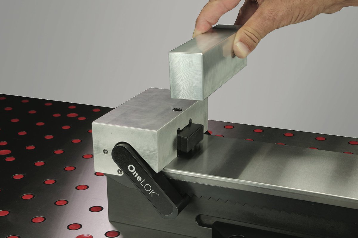 ChickSolutions's tweet photo. The days of wrestling with buried screws & recutting jaws are over. The OneLOK’s BoltFast™ jaw system shaves valuable time off jaw changes so you can setup quicker. 💨 One simple screw turn provides fast & precise repeatability. https://t.co/AVviqDqDA1 #ChickWorkholding #OneLOK https://t.co/tJxatM3ikr