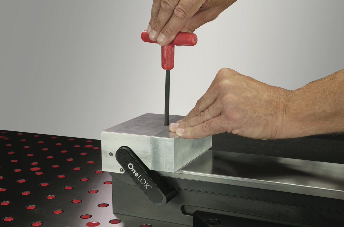 ChickSolutions's tweet photo. The days of wrestling with buried screws & recutting jaws are over. The OneLOK’s BoltFast™ jaw system shaves valuable time off jaw changes so you can setup quicker. 💨 One simple screw turn provides fast & precise repeatability. https://t.co/AVviqDqDA1 #ChickWorkholding #OneLOK https://t.co/tJxatM3ikr