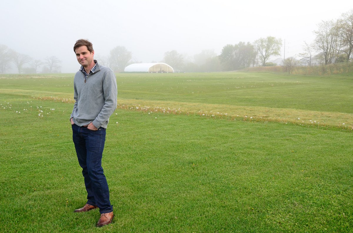 UWMadisonCALS's tweet photo. Doug Soldat, soil science &amp; @UWEXCoopExt, talks about fall lawn maintenance in the latest #podCALS: https://t.co/kWkninUZSj https://t.co/tQHkzqmaly
