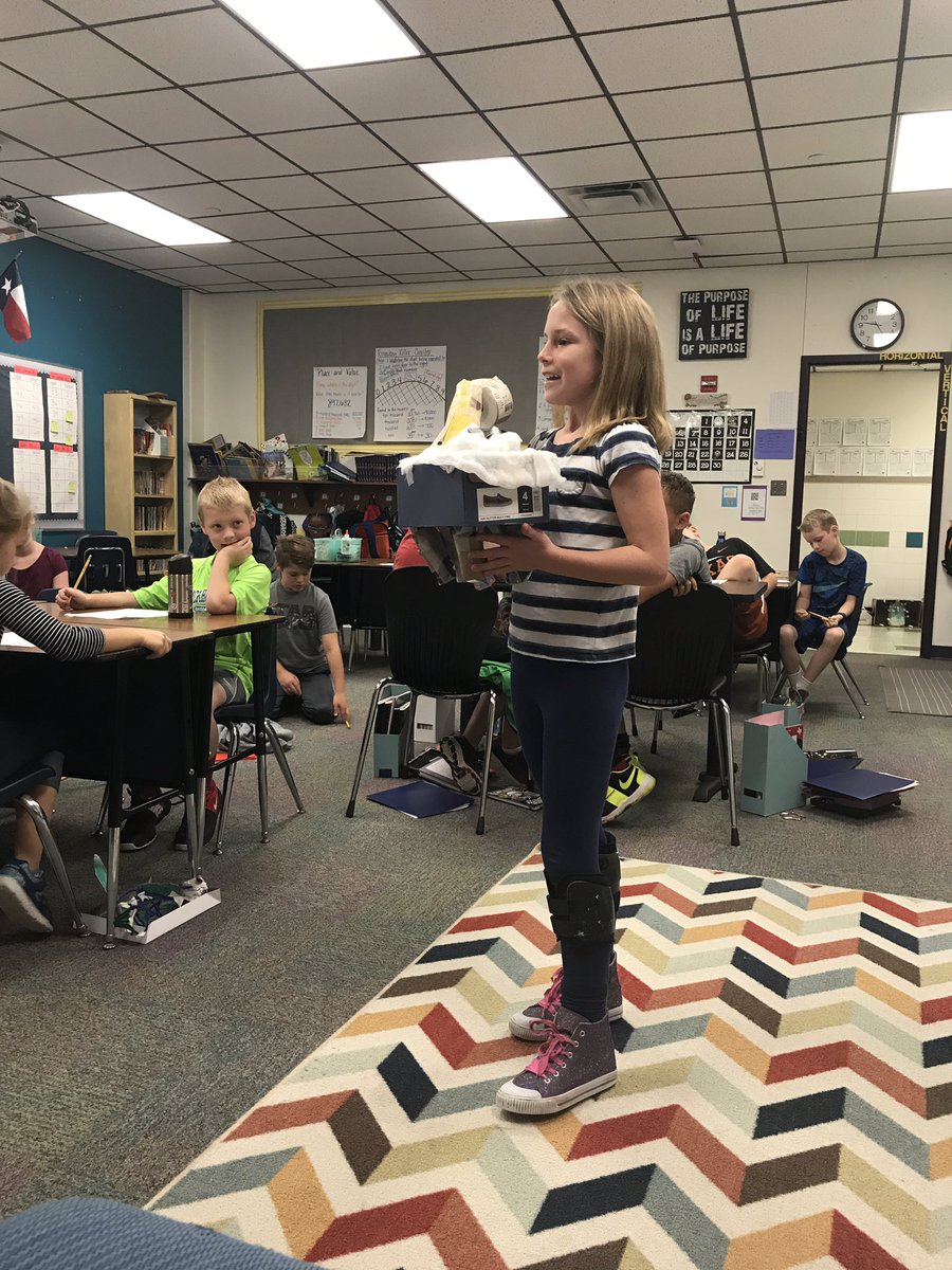 mrsritterBES's tweet photo. Enjoyed watching these scientists tell about their plants/animal's environments and adaptations in @BESChapman1 class #Texan2Step https://t.co/Mj7JV3egaT