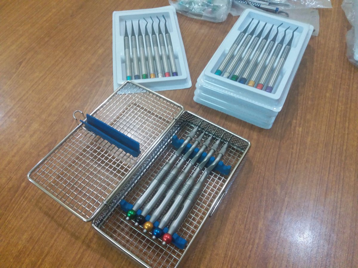 enaimpex's tweet photo. #Dental #Implants #Osteotome #Set of 5 piece. Water Sand Finish. Stainless steel Box. https://t.co/1LfW0vsDjI