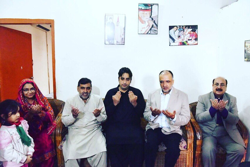 Paid tribute to Jiyala Hara Saeen today. His dedication to the cause of democracy &amp; freedom in Pakistan will continue to fuel our drive. #RIPHaraSaeen