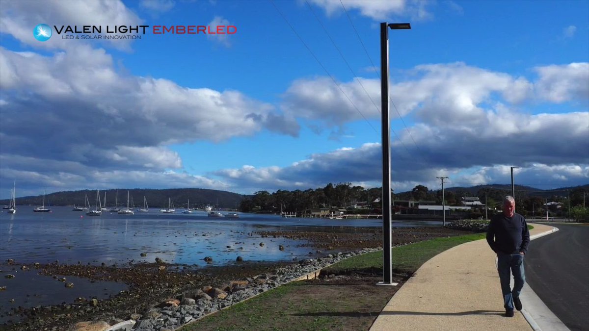 EMBERLED's tweet image. The VERTAIC COLUMN solar lighting system is ideal for landscapes applications including pedestrian pathways, sidewalks, and walkways.