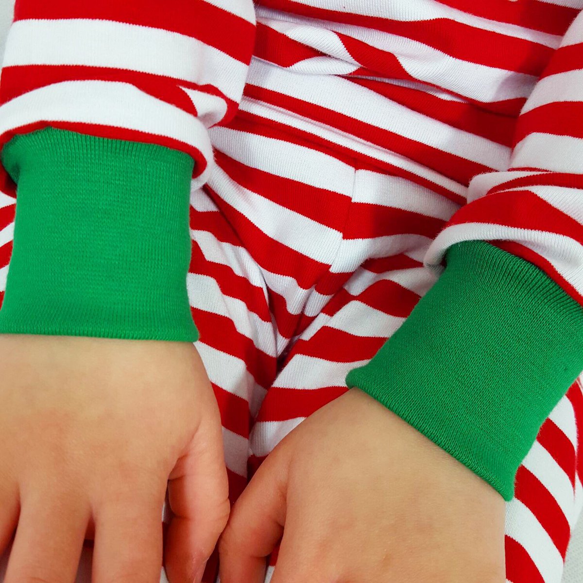 TildyandThomas's tweet photo. 🌟Xmas Loungies 🌟

30% off!!! Just £20 ... DM to place your order while fabric lasts! 

 #christmas #pyjamas #kidsclothing #childrensclothes https://t.co/X3BFQ1Mkp1