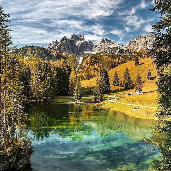 AlpsMyLove's tweet photo. 🍁 Autumn in Alps
📍 Italy
🙏  Photo by @vrentschgi
💖 #viatormundi
👑  You might also like : viatormundi.io @switzerla… https://t.co/SHYl7EIdmX https://t.co/gX7S5zDAal