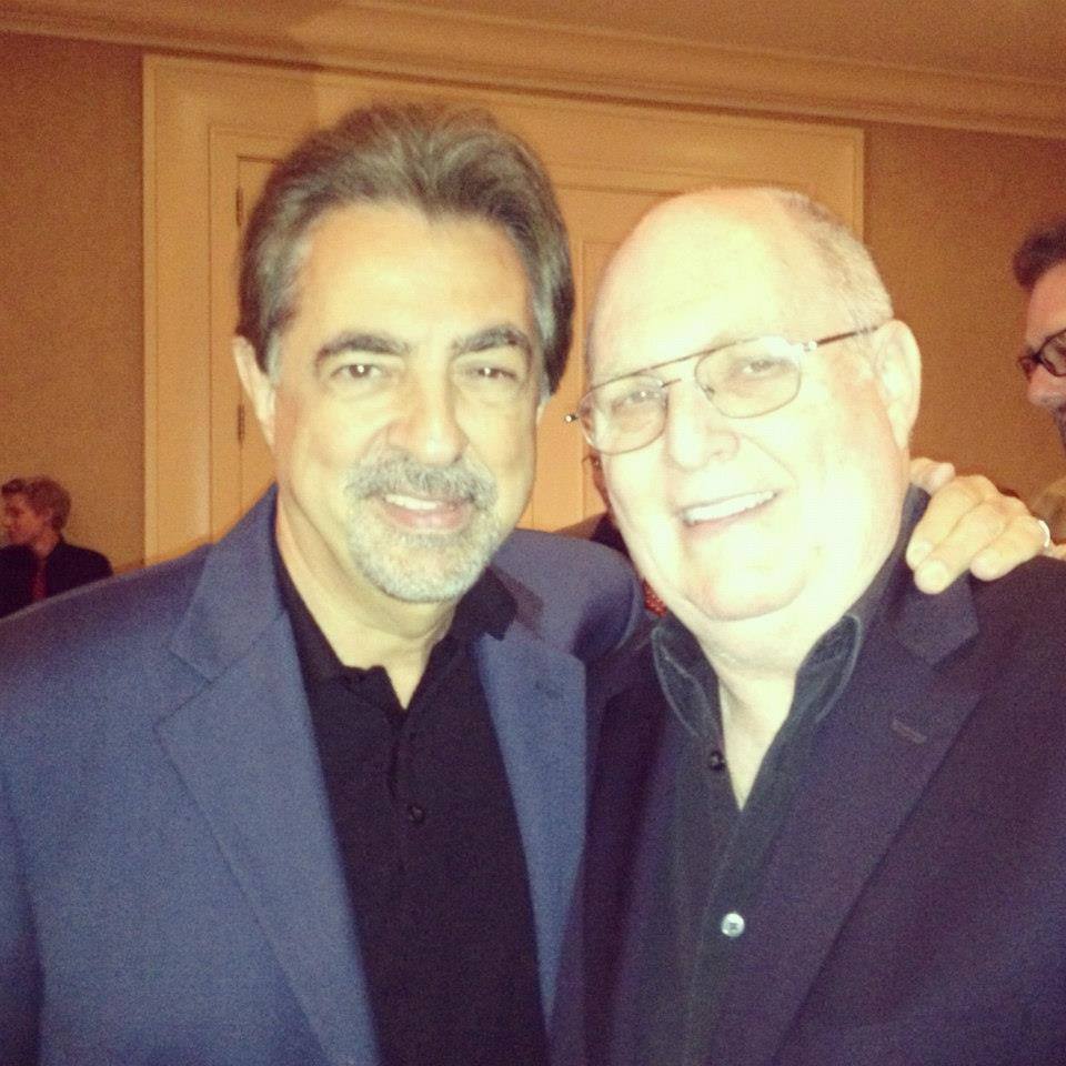 Happy Birthday Joe Mantegna!
b. November 13, 1947 