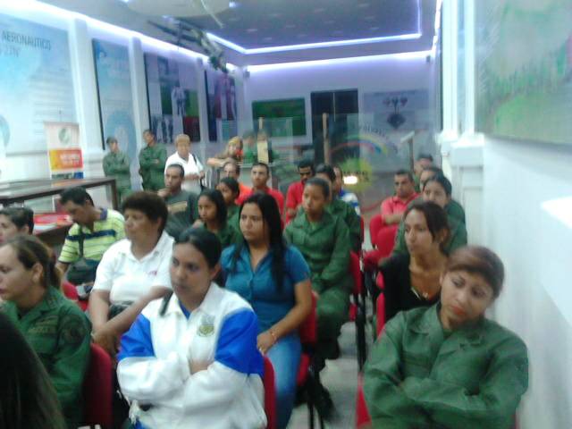 SSPPAMIG's tweet photo. Taller de sensibilización la Paz Comienza en Casa en el Museo Aeronáutico seguimos en el despliegue https://t.co/ktDTjWM53V