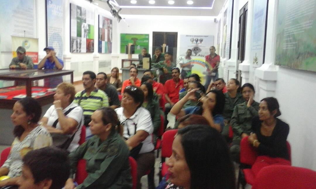 Taller de sensibilización la Paz Comienza en Casa en el Museo Aeronáutico seguimos en el despliegue