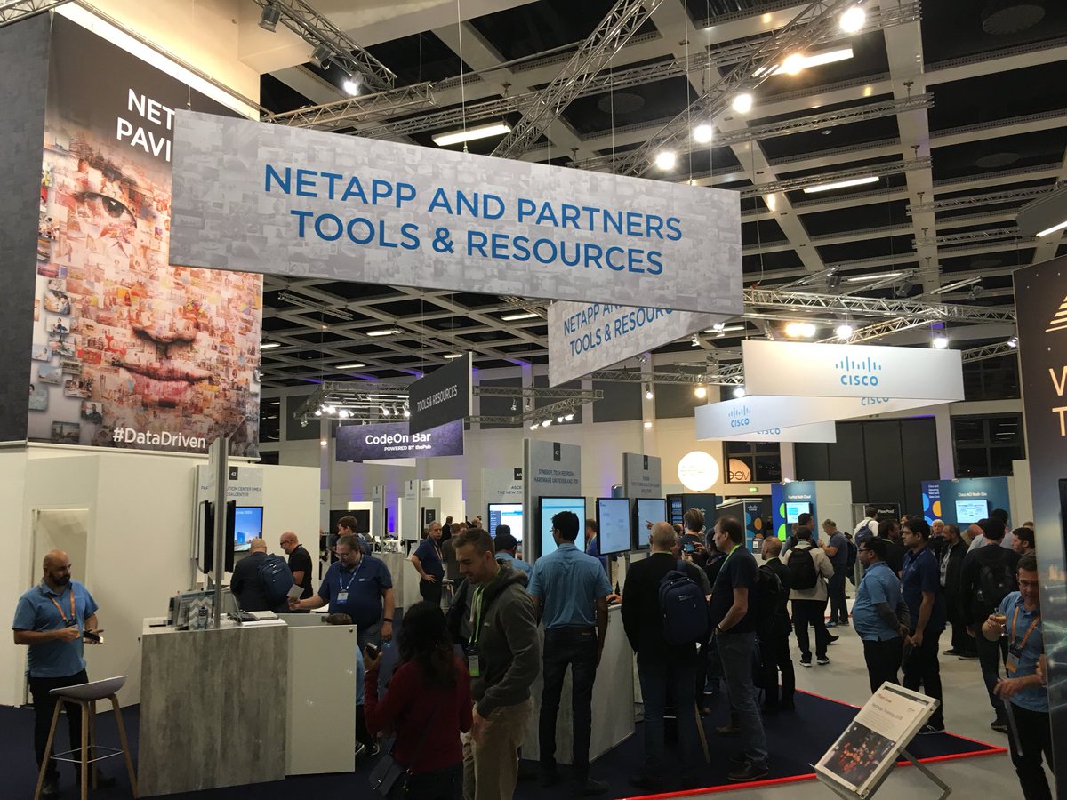 PeteBrooker's tweet photo. #NetAppInsight Central is open for business! https://t.co/roY1Rw0lWH