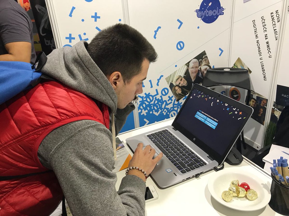 byteout's tweet photo. Deo atmosfere na našem štandu na ovogodišnjem @JobFairRS.
#byteout #byteoutpeople #JobFair https://t.co/rMmW3xxiMx