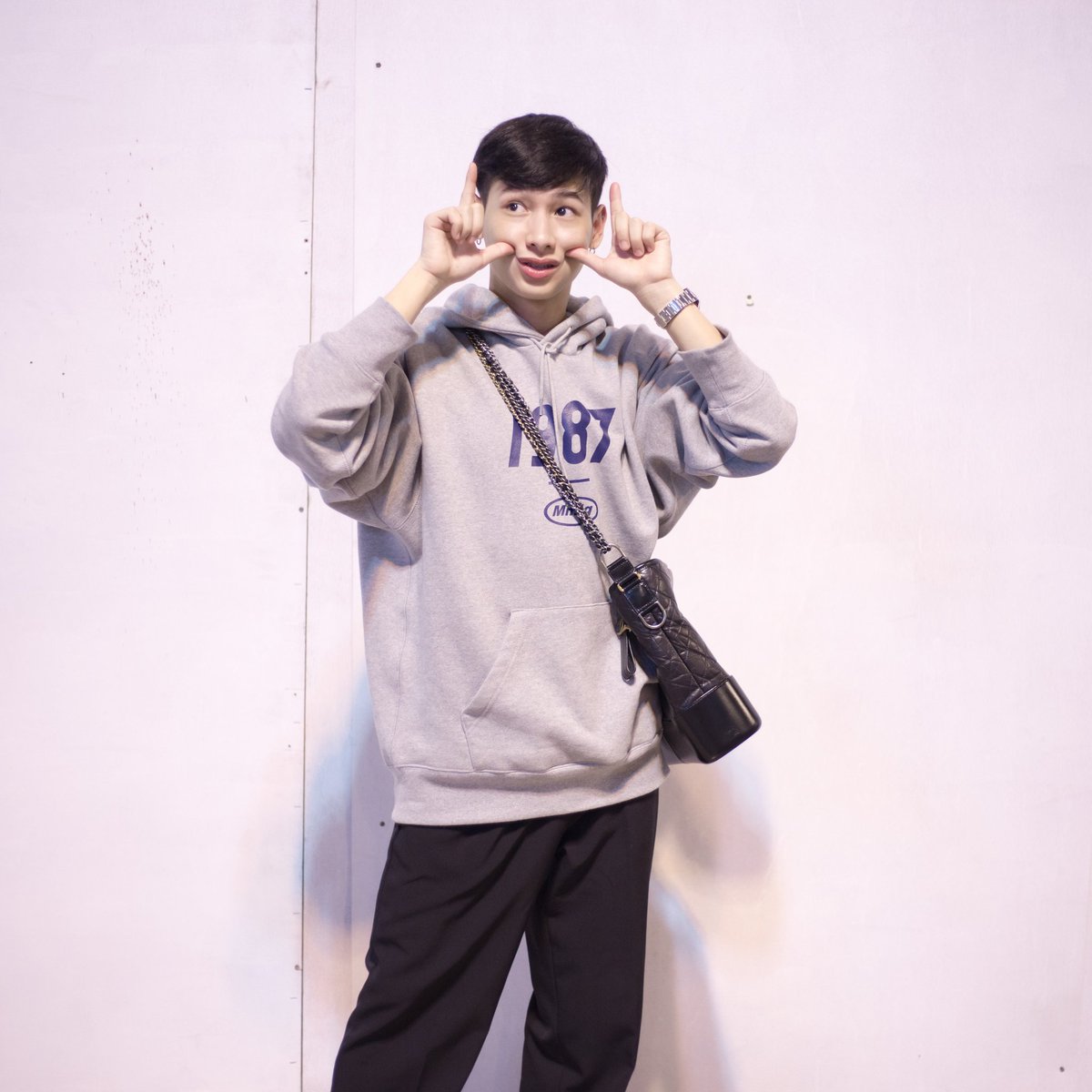 GunofficialTH's tweet photo. Cute เนอะะะะ 😛 #ATpTeam https://t.co/YF2YMWNBFf