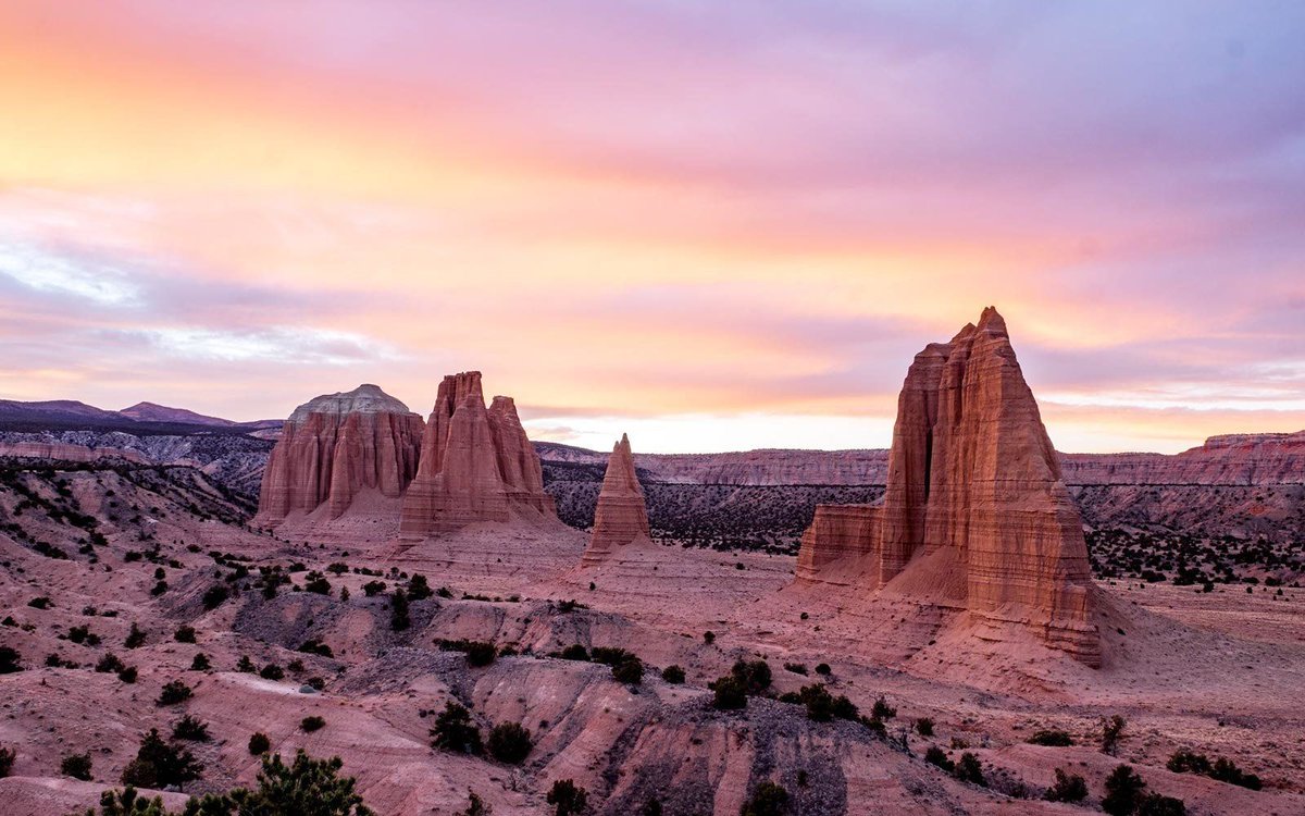 NPSPARKS100's tweet photo. 9 Incredible Hidden Locations in U.S. National Parks Where You Can Avoid the Crowds https://t.co/9mbjsVjKxy #ExploreFiveMore #NPS101 https://t.co/DVSJ2hUd7z