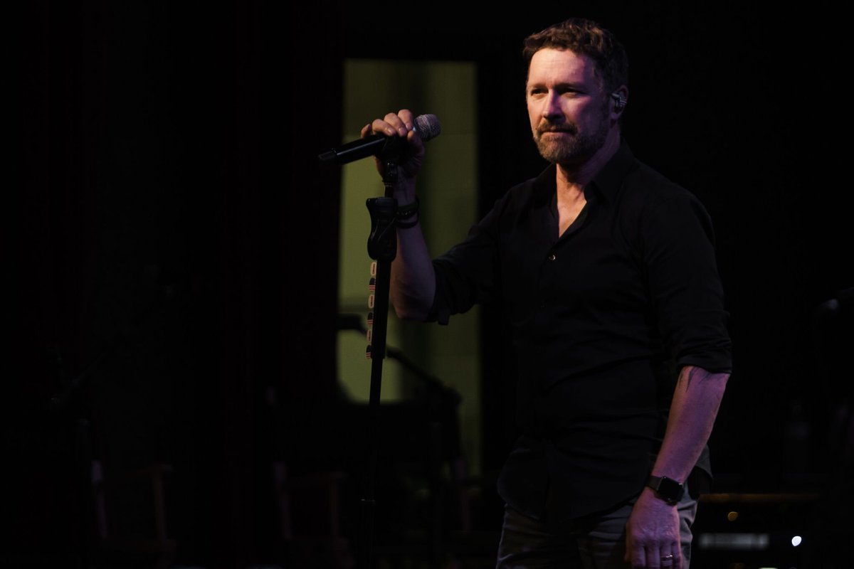 What a treat to close out the American Stories Tour at City Winery in Nashville on Saturday. Thanks so much to everyone who made it out to a show. We loved being able to present music and storytelling to you in this format. 
Photo: Sean O'Halloran