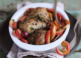 WellHealthQC's tweet photo. This Thanksgiving show your loved ones how much you care by cooking a nutritious holiday meal. Here are some diabetic-friendly ideas for Thanksgiving ➡️ https://t.co/Re1jAtHC5P https://t.co/WGYVHc4kjM