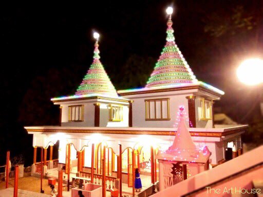 silcharNOW's tweet photo. Beautifully renovated Siddhweswar Temple on the occasion of upcoming @namami_barak festival.
Location: On the banks of River Barak near Badarpur Ghat.
Photo courtesy: Diganta Nag https://t.co/KUVb6QrGrN