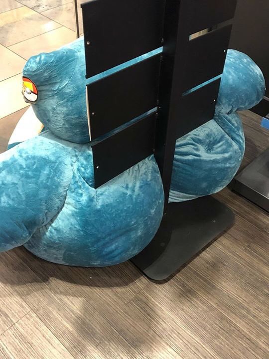 Silvally_edex's tweet photo. Snorlax pretty thicc https://t.co/VGRbDaNs5I