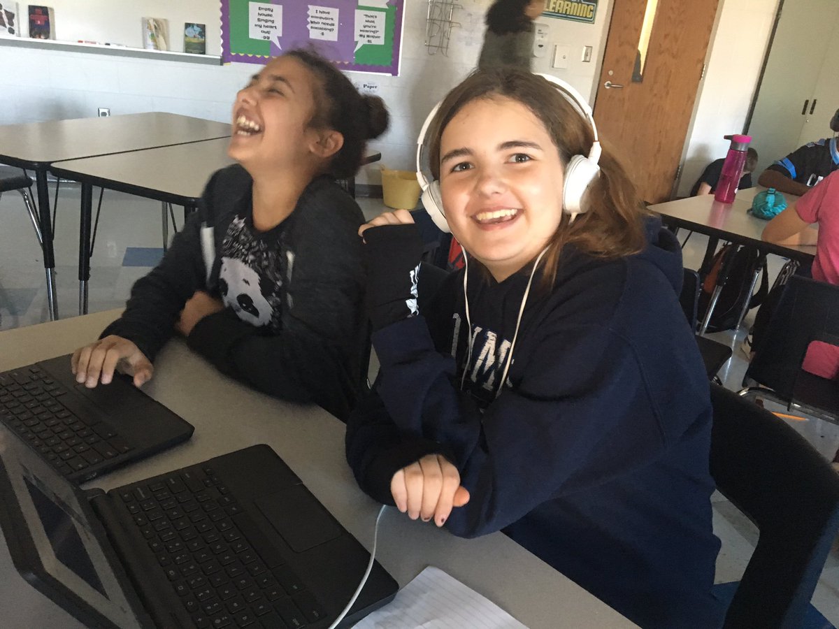 TeachStanley's tweet image. This glorious team is designing a rap AND comic to demonstrate their knowledge of #ancientmesopotamia. Looking forward to an epic performance/presentation! #studentdesigned