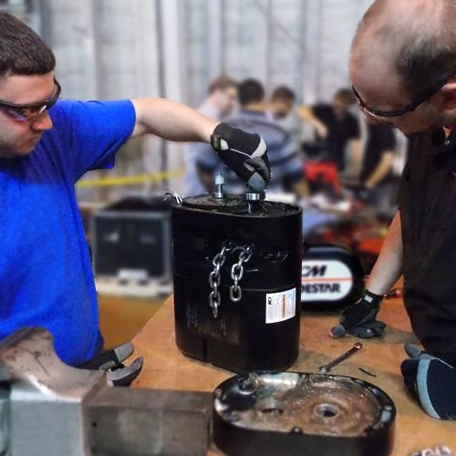cmentertainment's tweet photo. Sign up for our CM Lodestar RTC Motor Technician Certification School at #ldishow2017. Learn more! https://t.co/8vZb6iwipY | 14 ETCP Credits https://t.co/0BZuOG7SaV