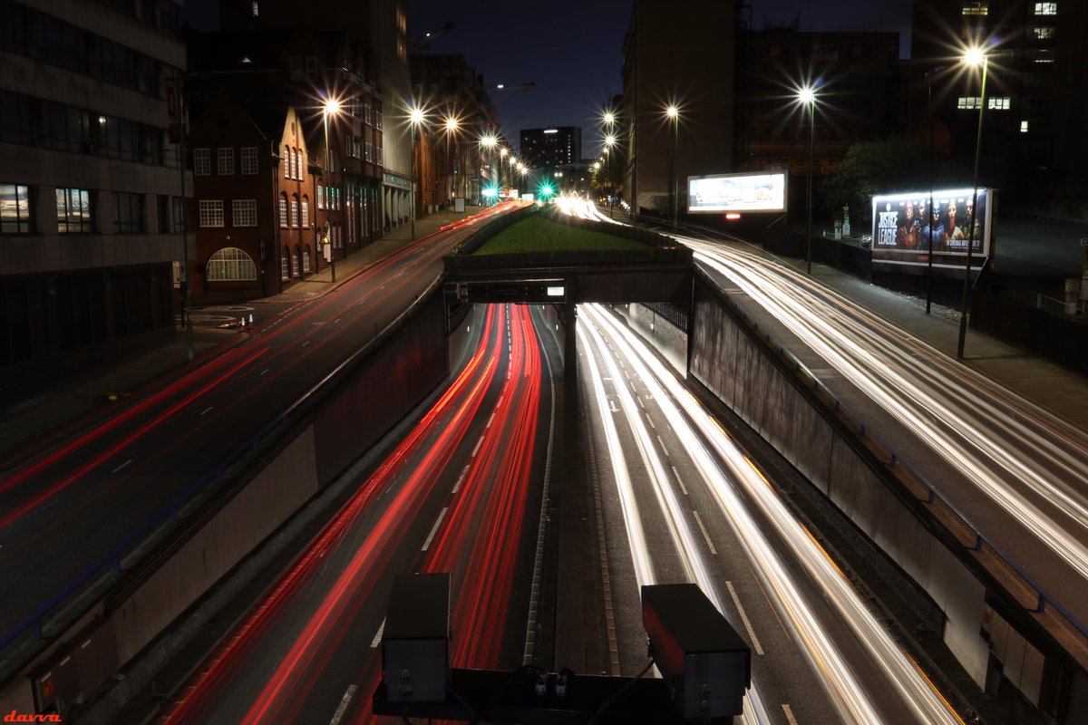 davva_73's tweet photo. Lights,Camera,Action #WexMondays #canon #canonphotography #longexposure #Birmingham #apm2017 #amateurphotography #city #citylife #citylights #birminghamuk https://t.co/a8jTG9C3gv