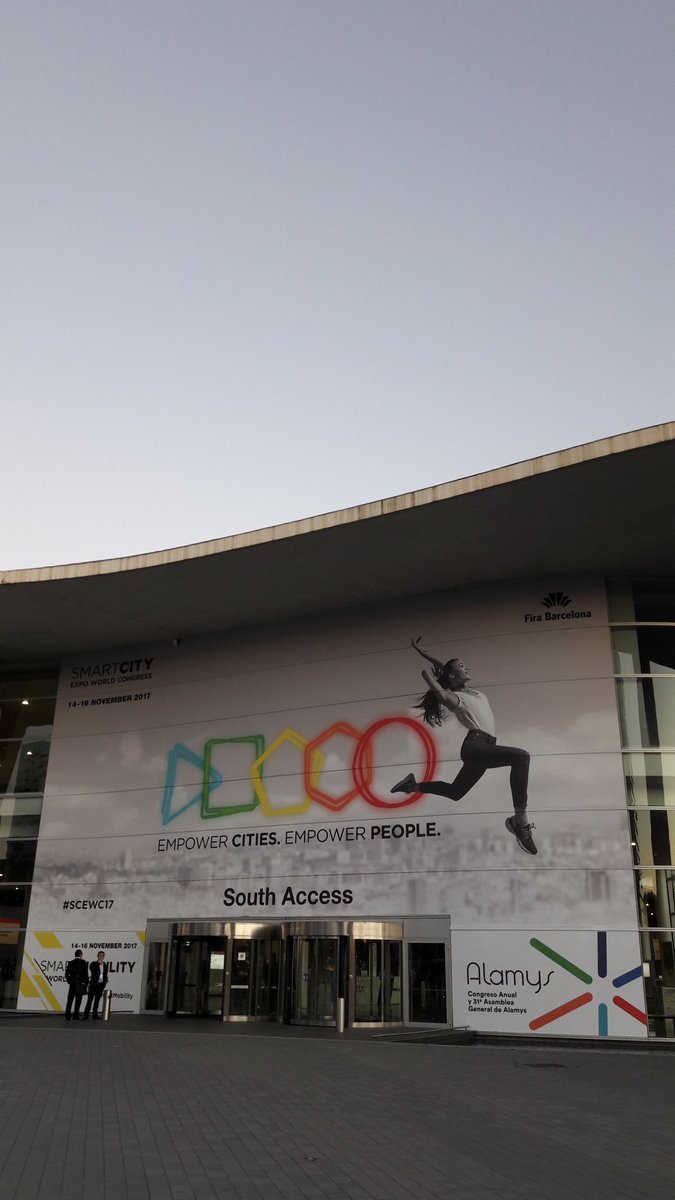 estefaniamp_'s tweet photo. Ready for Smart Cities and Smart Mobility #SCEWC17 #Siemens #SMEWC #smartmobility #Barcelona https://t.co/zJ3f0WBsWy