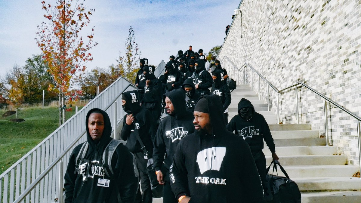 videoreek's tweet photo. 10-0 CBL & AFY BIG EAST Champions Headed to Orlando Dec. 2-10 National Championship Tournament #TheOak #WhiteOakWarriors #JrPeeWee #WarReady https://t.co/bmdffGK8hY