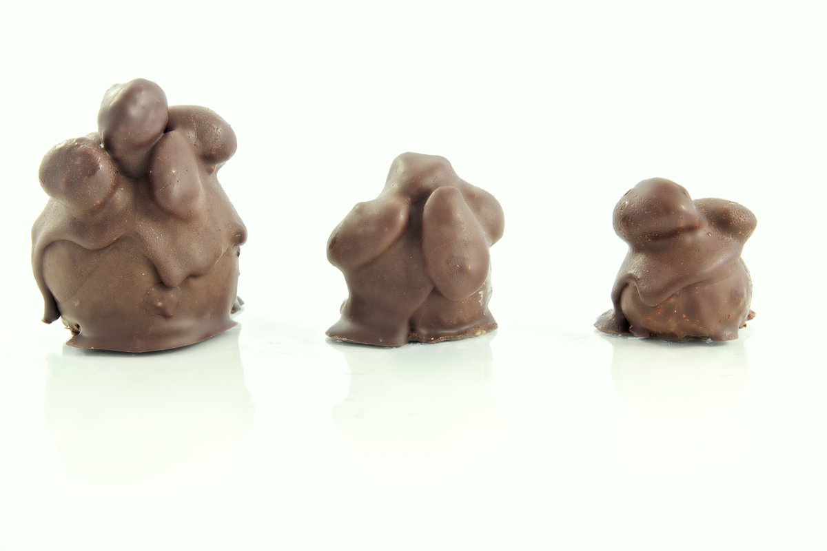 HNINAGourmet's tweet photo. Try me and see you'll feel. Sometimes it just about changing your diet. #darkchocolate #foodies #sproutednuts https://t.co/gVpwx0MyVk