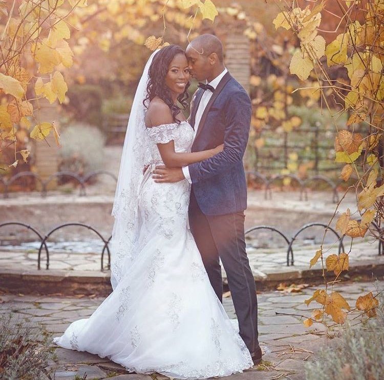 AcaciaBridals's tweet photo. Stunning Karen on her big day 😍😍 #tailormadedress #weddingdress #bride #wife #dayo2017 #bellaNaijaweddings full details on our Instagram https://t.co/x6QOMabDIO