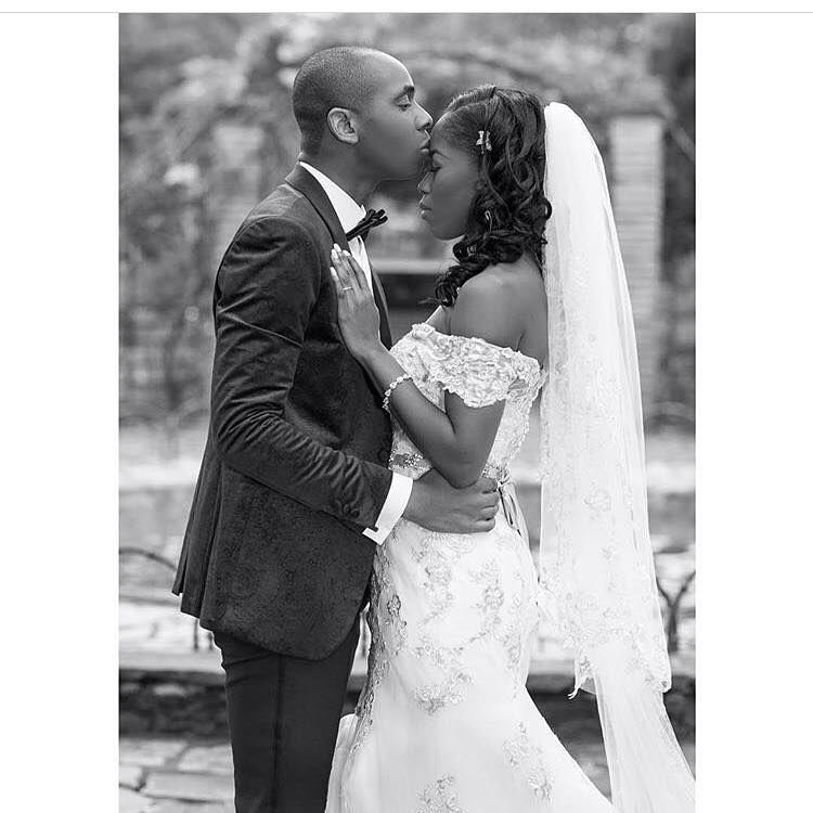 AcaciaBridals's tweet photo. Stunning Karen on her big day 😍😍 #tailormadedress #weddingdress #bride #wife #dayo2017 #bellaNaijaweddings full details on our Instagram https://t.co/x6QOMabDIO