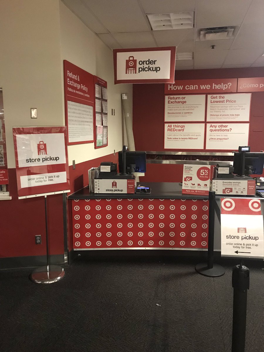 Order pickup experience enhanced for the holidays! <a href="/ktmhill01/">katie russo</a> <a href="/angel_yanke/">Angel</a>