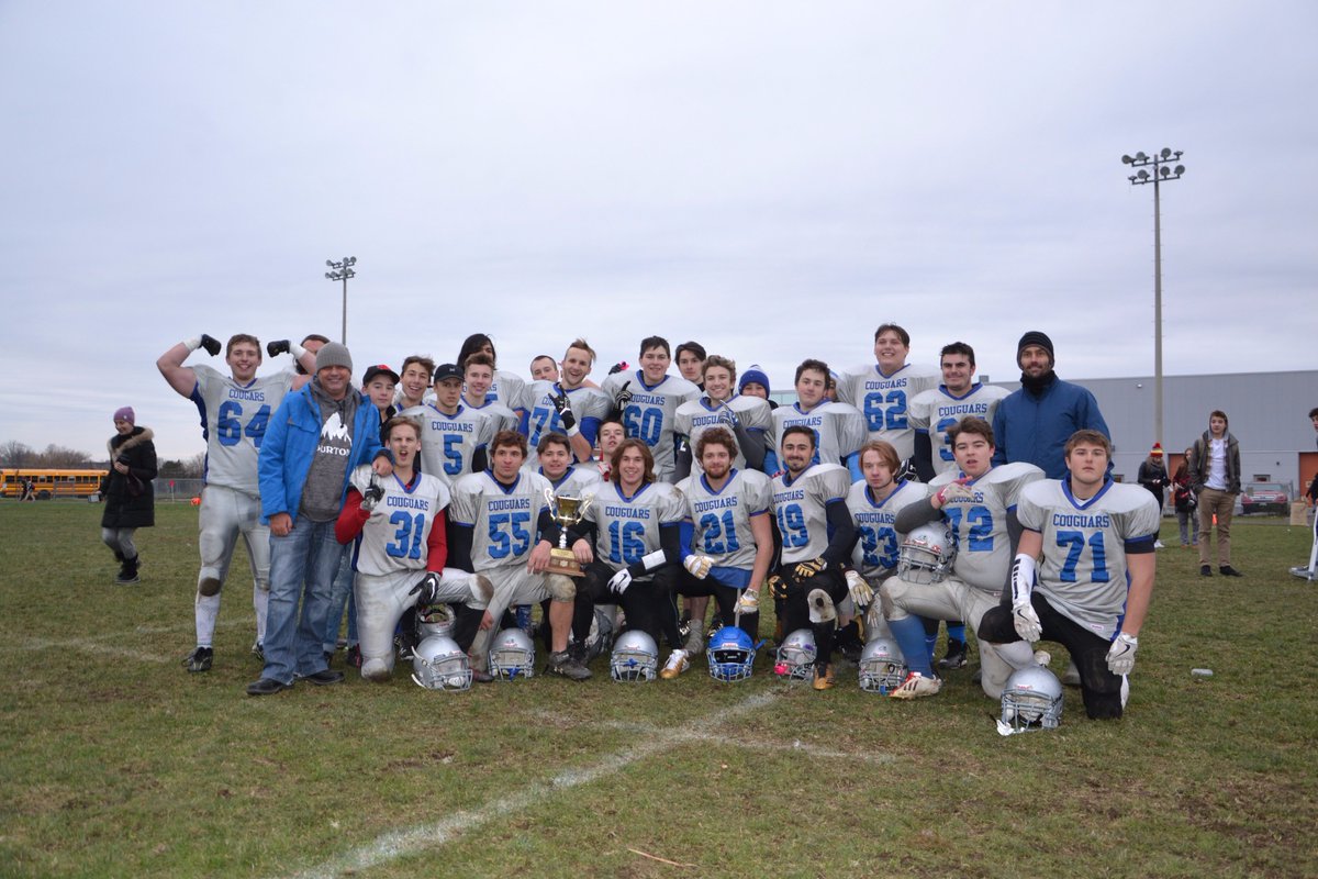 Finale LFC Senior : Les Couguars de <a href="/esclescale/">ESC L'Escale</a> l'emportent 13-9 contre l'ESC Mer Bleue. #CSDCEOlfc