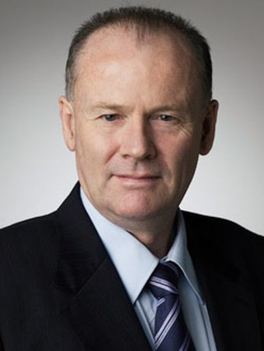 SuncorpGroup's tweet photo. The @SuncorpGroup Board has announced the appointment of Lindsay Tanner as a non-executive director effective 1 Jan 2018 https://t.co/X3RmdGFwaA https://t.co/rD3EpaEq0i