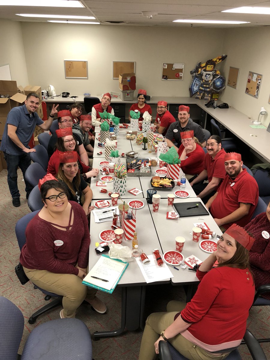 The team that plans together, wins together...our Q4 TL luncheon! #T1355isalive
