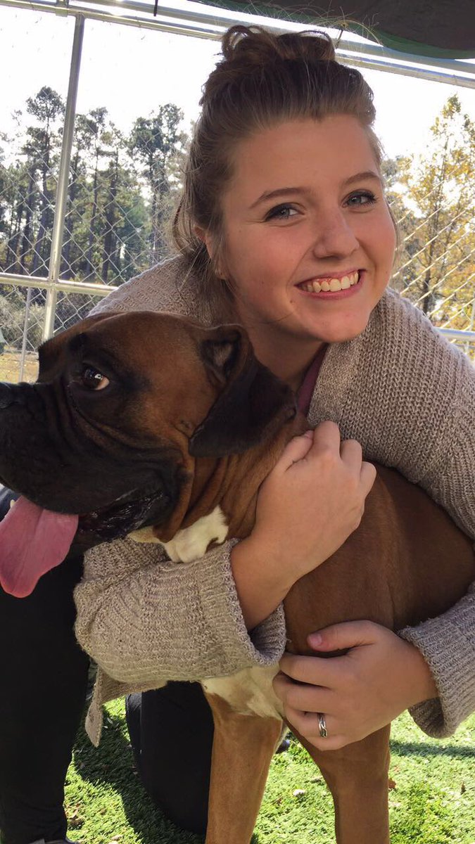 bryantstusen's tweet photo. StuSen loves The Humane Society🐶🐱 https://t.co/nKQpeKlNDt