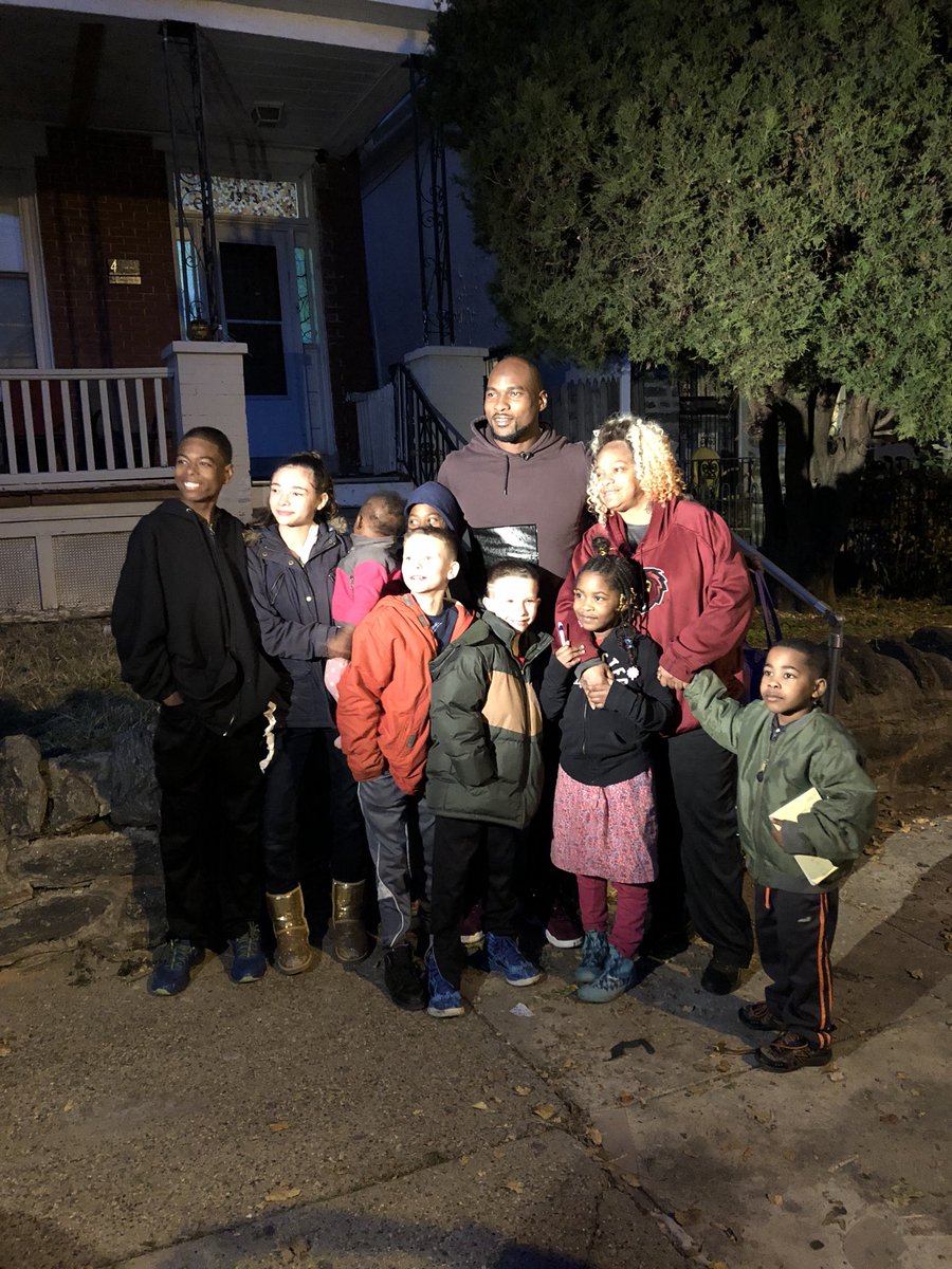 "To have this opportunity to provide nourishing meals and assist in 1 Tackle 4 Change's mission means the world to us." - Chef Beth