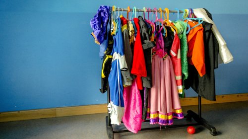 LINDAnieuws's tweet image. Kerk van Engeland: 'Zowel jongens als meisjes moeten een tutu kunnen dragen.' - bit.ly/2AH2Ql2