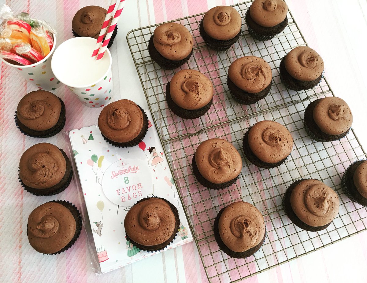 My chocolate cupcakes with chocolate buttercream are the bomb. Made with the best ingredients <a href="/NielsenMassey/">Nielsen-Massey</a> @kingarthurflour <a href="/DixieCrystals/">Dixie Crystals Sugar</a> <a href="/Hersheys/">HERSHEY'S</a> <a href="/OrganicValley/">Organic Valley</a> <a href="/EgglandsBest/">Eggland's Best</a> <a href="/ShopSweetLulu/">Shop Sweet Lulu</a> #baker #blogger #photo #dessert #delicious
