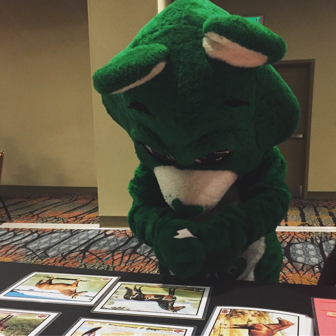 learninglabkits's tweet image. Clover is having a great time learning about horses with #LearningLabKits! 
#NAE4HA2017 @NAE4HA @nae4ha_indy17 @ohio4h #ohio4h #Curriculum #youthdevelopment