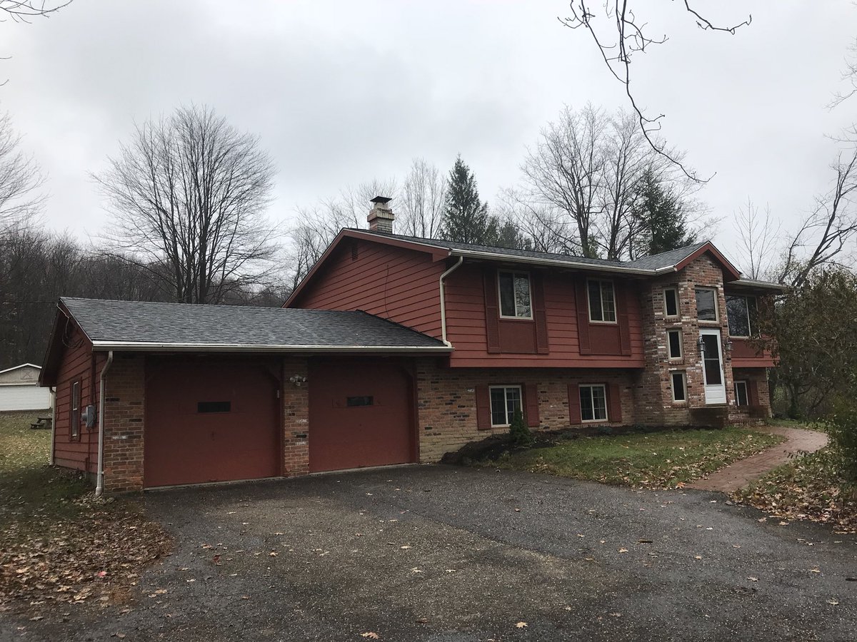 4SeasonsChardon's tweet photo. @CertainTeedRoof Landmark Pro Pewter from @willoughbysup installed by @4SeasonsChardon #integrityroofsystem #surestartplus #roofing #chardon https://t.co/97OqVgNNjm