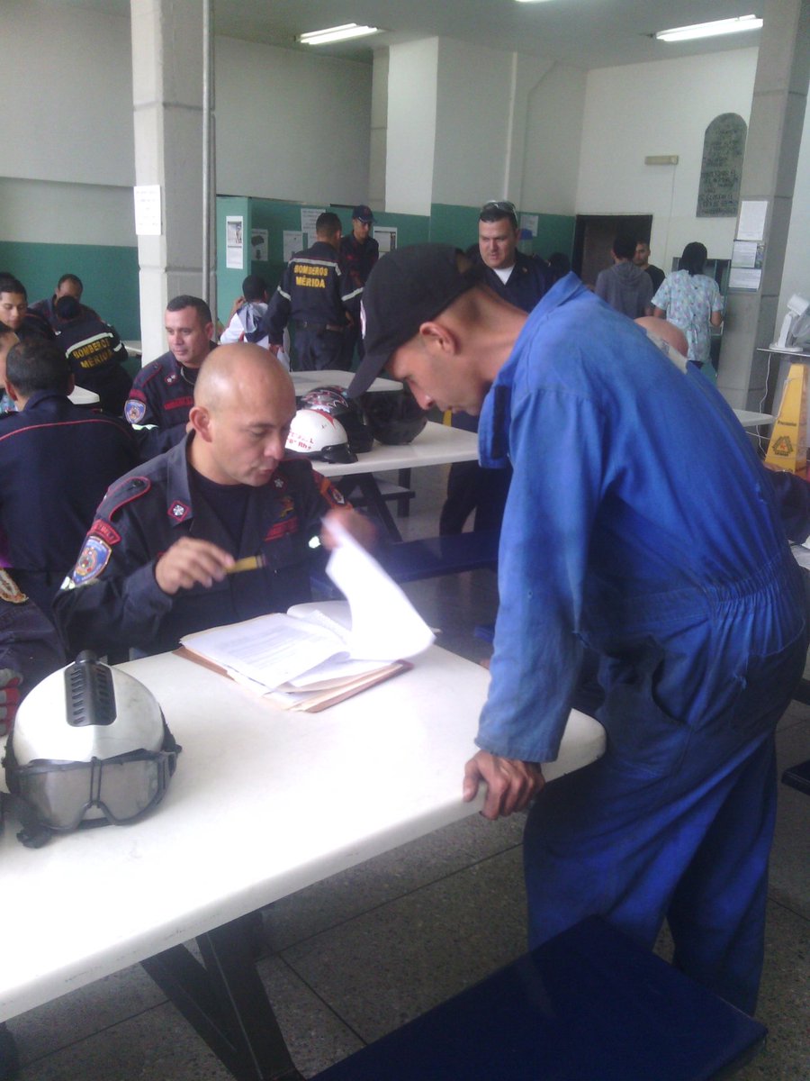 Bomberos del Estado Bolivariano de Merida tweet media