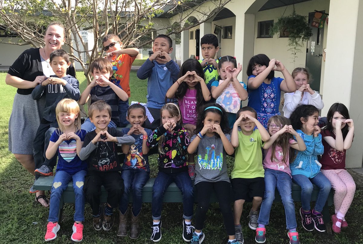 One more group for today <a href="/Buda_Bulldogs/">Buda Elementary</a> #BESInpire