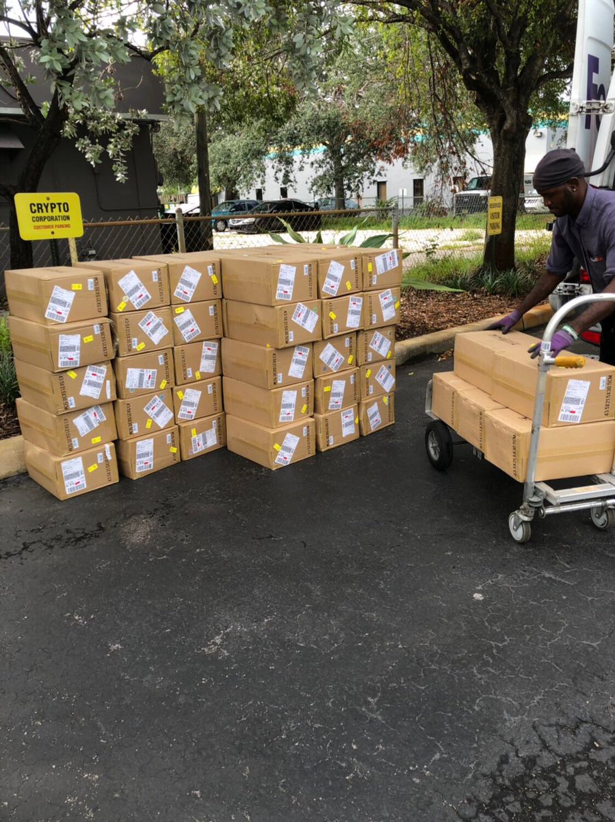 Crypto_Corp's tweet photo. We just got another batch of 100 #d3 #d3miner buy them before they sold out https://t.co/gyYB1DoiNI