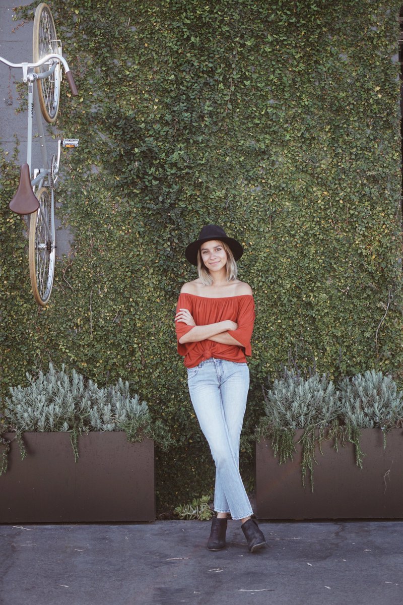 Meet Kelly, our Marketing and Events Coordinator for Volcom Women's, and get the scoop on her #officestyle! 🍂🍁 vol.cm/pA1s9