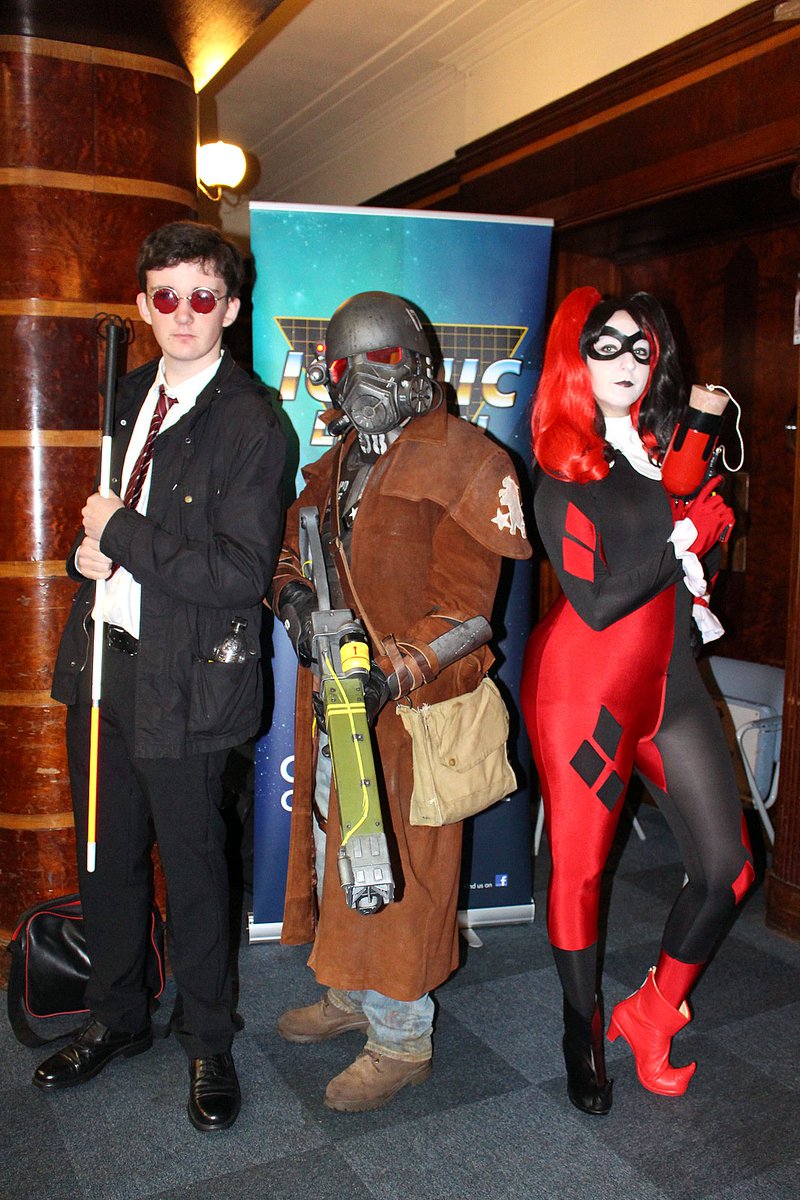 My #harleyquinn #costume went down well at <a href="/WrthingWormhole/">Worthing Wormhole Comic Con</a> , collecting for #charity <a href="/MindCharity/">Mind</a> at <a href="/WrthingWormhole/">Worthing Wormhole Comic Con</a> with <a href="/ICONIC_LEGION/">ICONIC LEGION</a> #costumegroup. Photo by @peter_lewry . #cosplay #cosplayers #charitycosplay