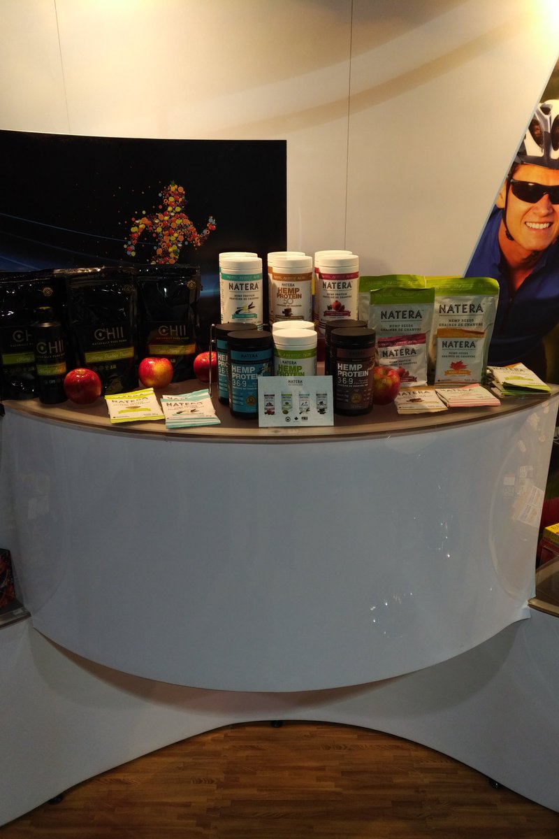 NaturallySplen's tweet photo. #Natera and #ElevateMe united at the PLMA 2017 (Private Label Trade Show) Nov.12th - 14th in Chicago. #NateraLife #ElevateMe #Prosnack #PrivateLabel #PLMA2017 #Innovation #Hemp #Sales https://t.co/kvVCbslpQB