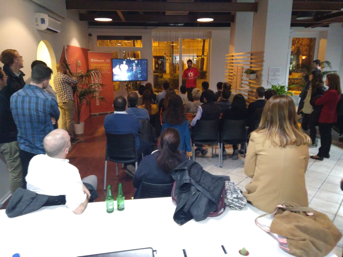Krloosrivera's tweet photo. Full House at @thenestspace #VLCSW17 Investors & Startups for impact. https://t.co/Wta2DaQqIF
