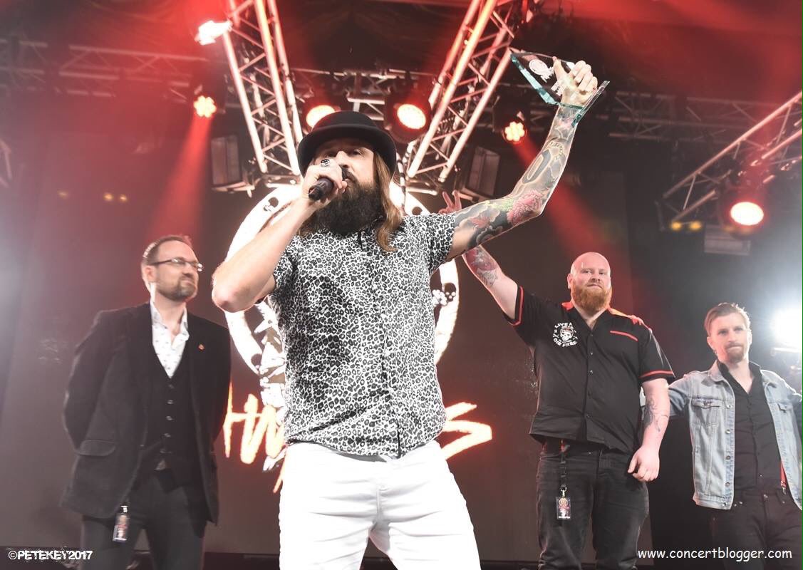 pkey2112's tweet photo. Some action from the first @hardrockhell #hrhawards shot for @ConcertBlogger @CentralpressPR @NeilJonesRock @kieronjconroy @MassiveWagons @MW_Schenker https://t.co/ccP757iE4i