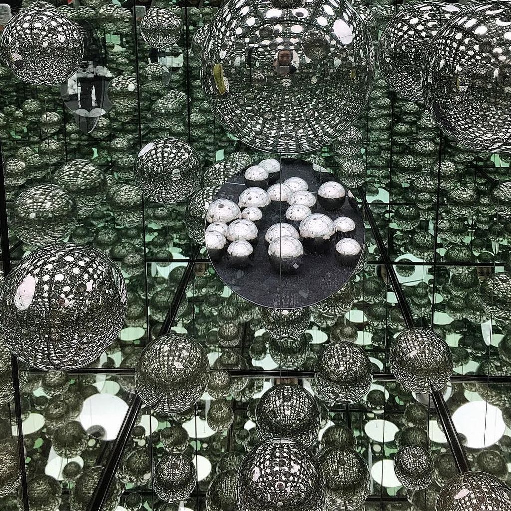 wonderinganimal's tweet image. Rainy day contemplations
.
#art #infinities #yayoikusama ift.tt/2jrlHww